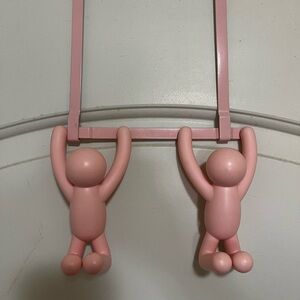 Umbra Pink Buddy over the door hook
